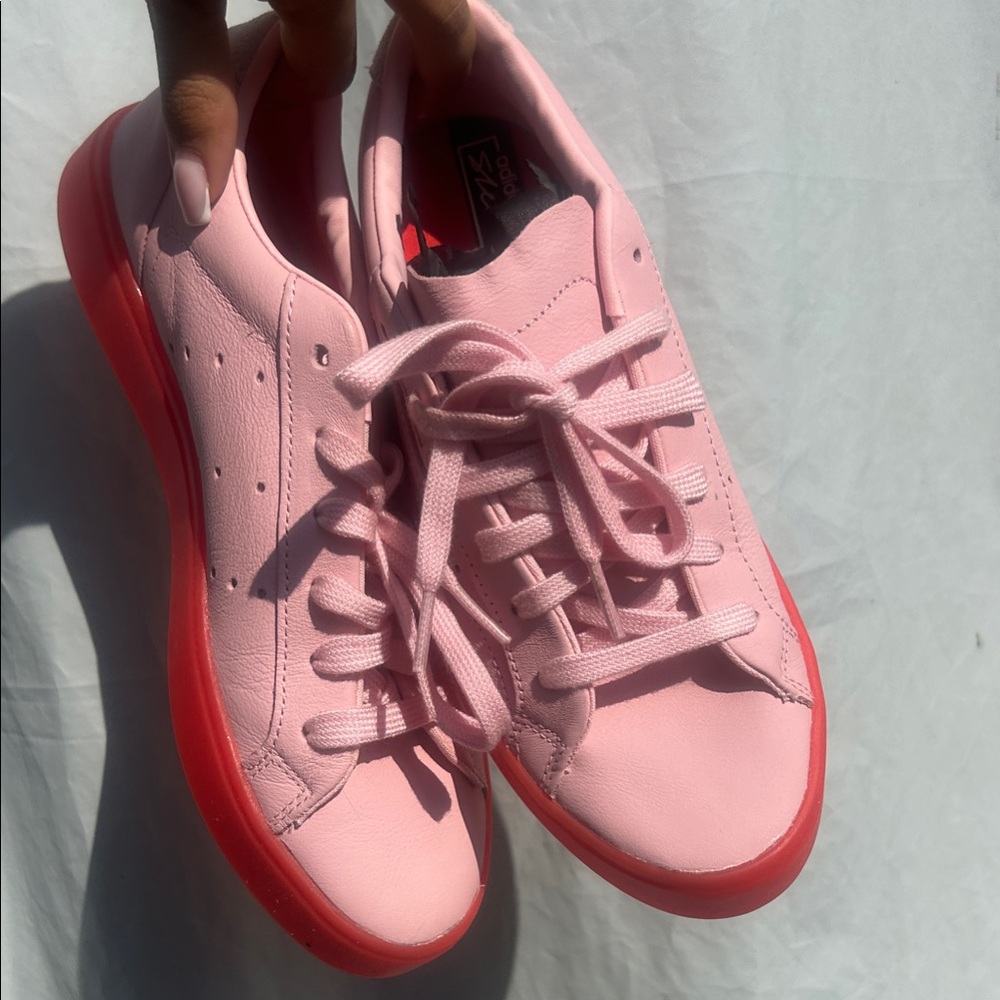 Adidas Sleek